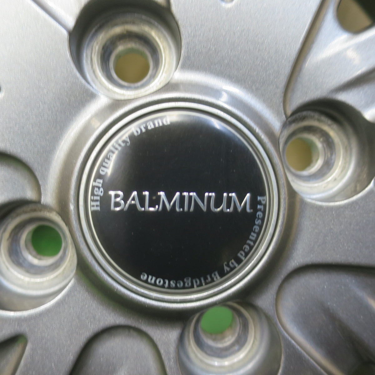 バリ溝！22年！キレイ！8.5分◎スタッドレス 165/60R15 ブリヂストン ブリザック VRX2 BALMINUM BR10 バルミナ 軽サイズ 15インチ PCD100/4H◎6092405イス