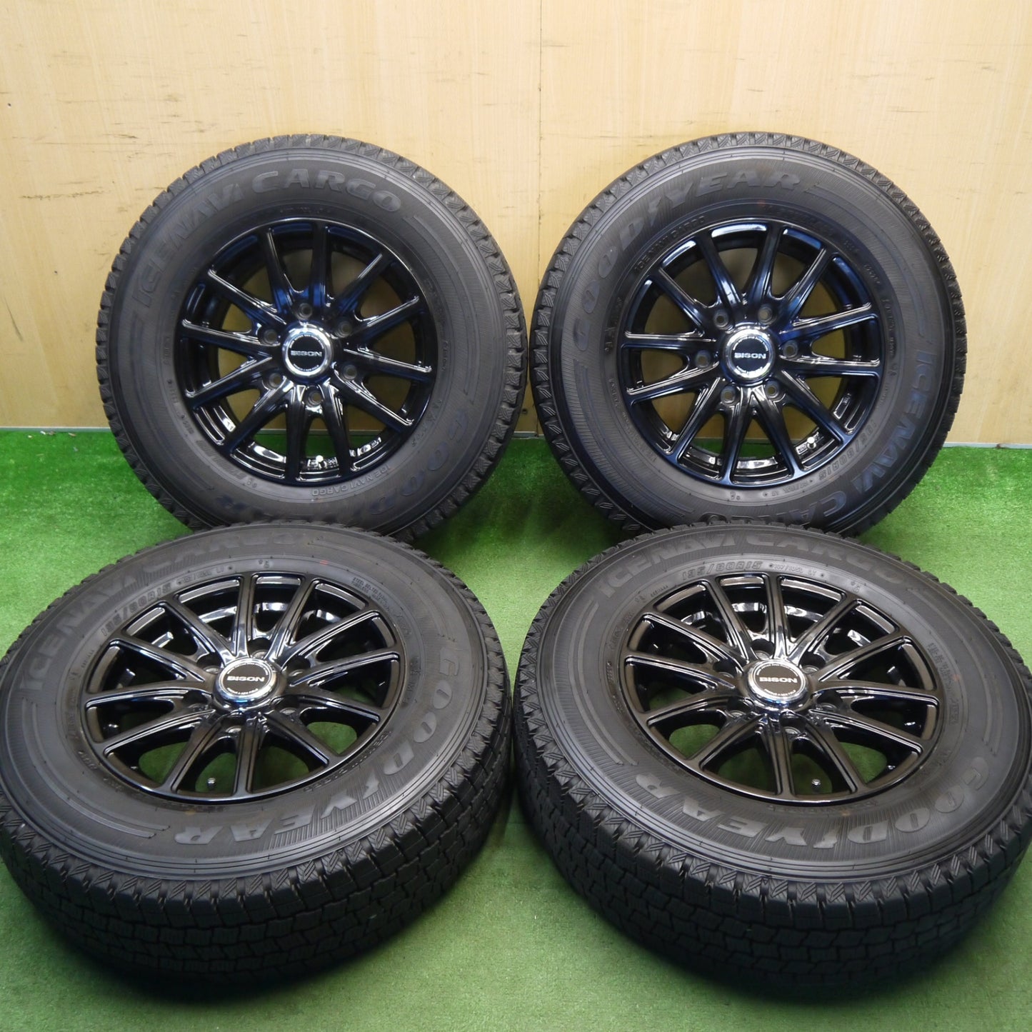 バリ溝！9.5分★スタッドレス 195/80R15 107/105L グッドイヤー アイスナビ CARGO BISON BN-01 バイソン カーゴ 15インチ PCD139.7/6H★6050101Hス