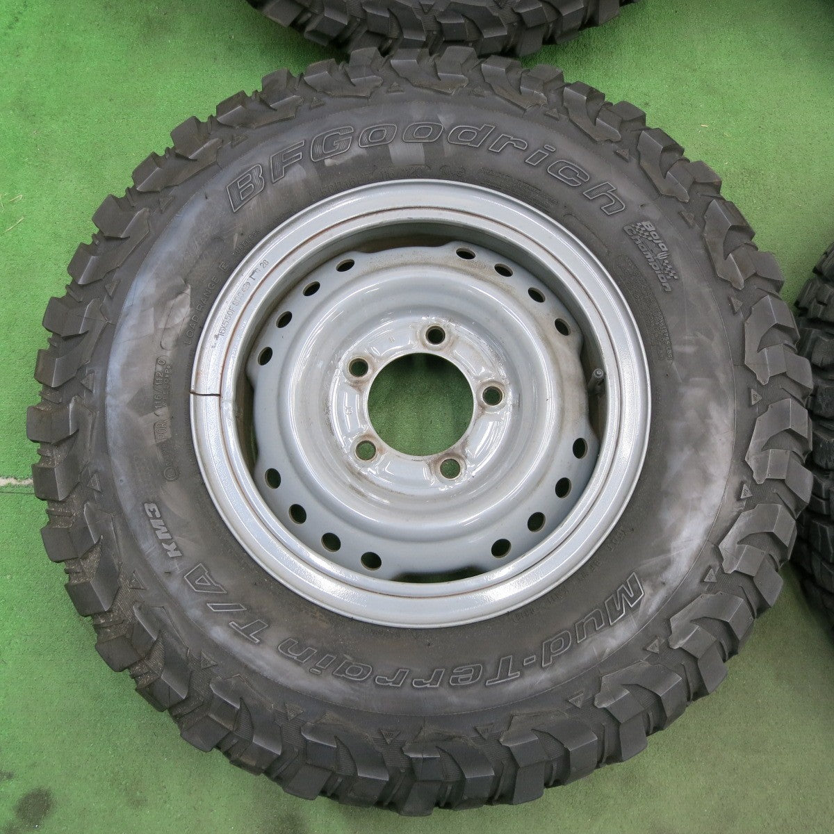 バリ溝！9.5分★トヨタ ランクル 70 純正 スチール 復刻版 7.50R16L 116/112Q BFグッドリッチ Mud-Terrain T/A KM3 16インチ PCD150/5H★6012803ナノ