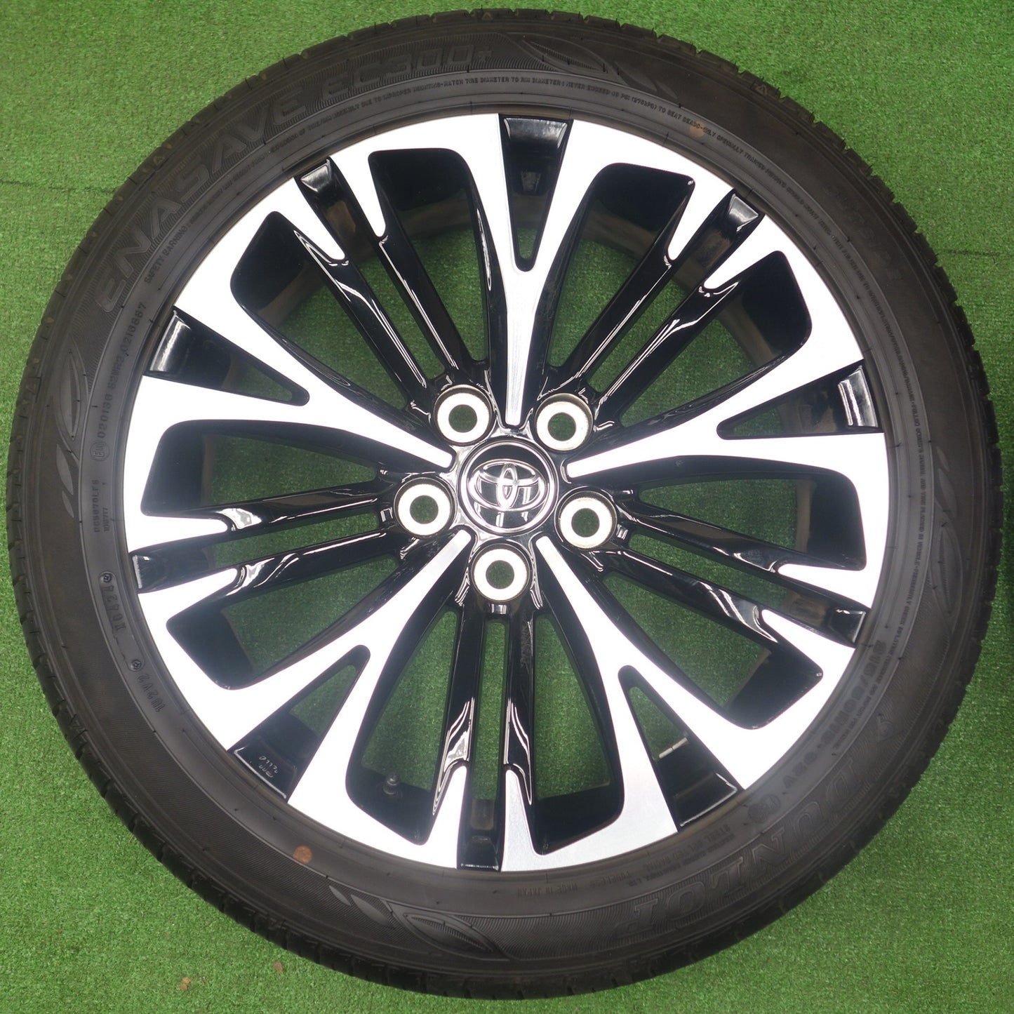 バリ溝！24年！キレイ！9.5分★トヨタ MXPJ10 ヤリスクロス 純正 215/50R18 ダンロップ エナセーブ EC300+ 18インチ PCD114.3/5H★6021903KTノ