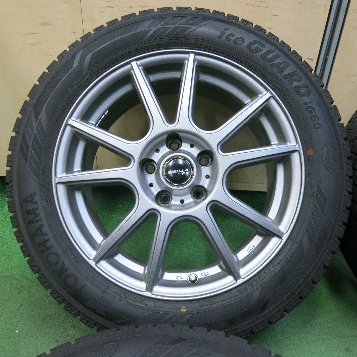 バリ溝！23年！キレイ！9.5分★スタッドレス 215/55R17 ヨコハマ アイスガード iG60 SIBILLA NEXT PX シビラ 17インチ PCD114.3/5H★5062602SYス