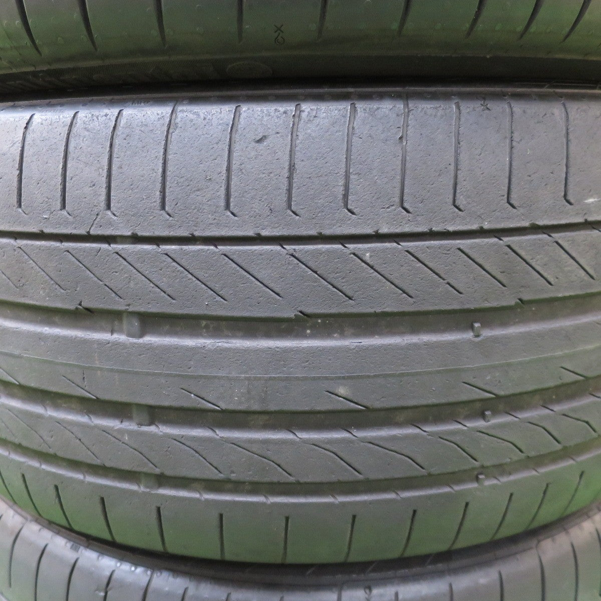 キレイ！24年★マセラティ レヴァンテ 純正 265/40R21 コンチネンタル コンチスポーツ コンタクト5 21インチ PCD114.3/5H★6021804ナノ