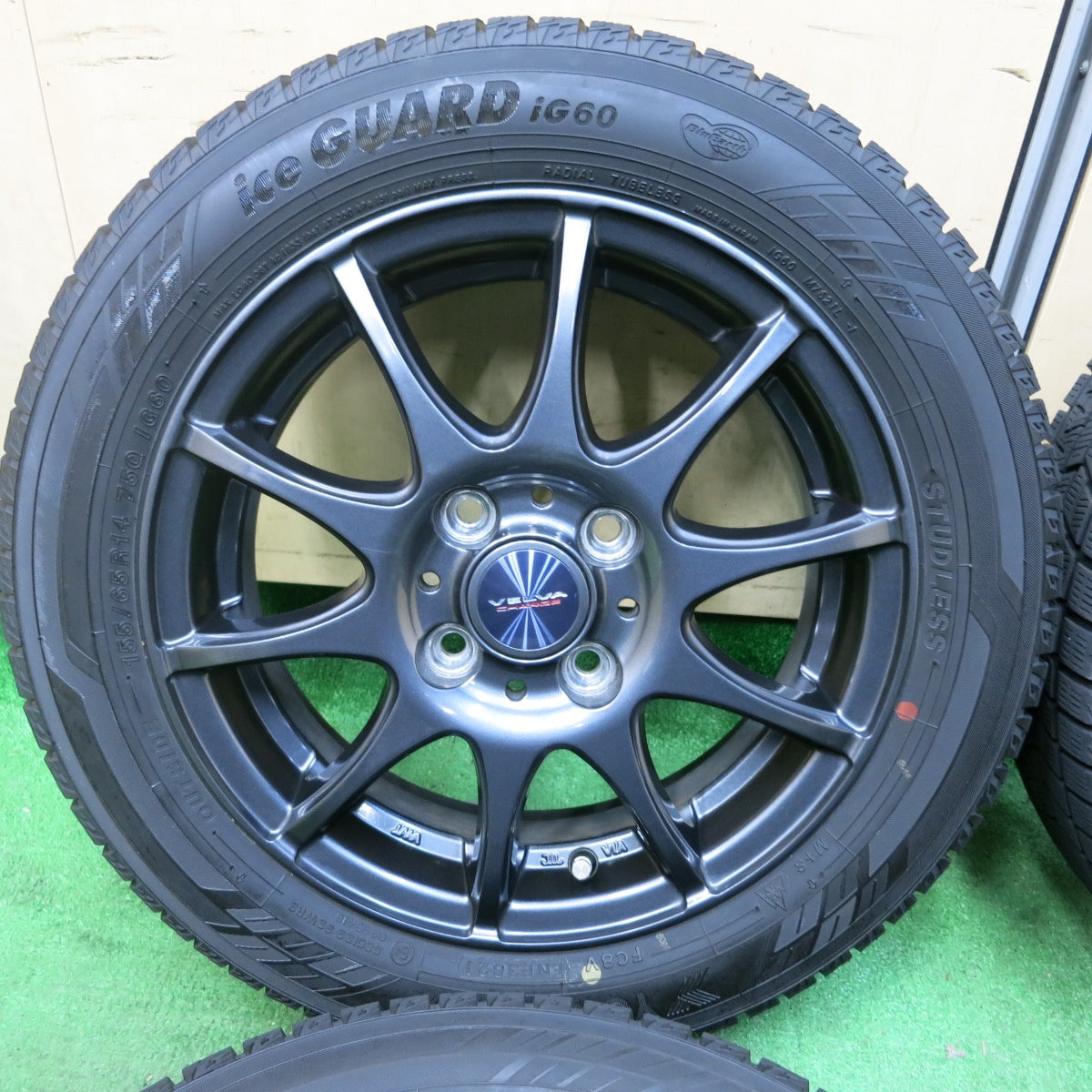 [送料無料] バリ溝！21年！キレイ！9分★スタッドレス 155/65R14 ヨコハマ アイスガード iG60 VELVA CHARGE ヴェルヴァ 14インチ PCD100/4H★4111912SYス