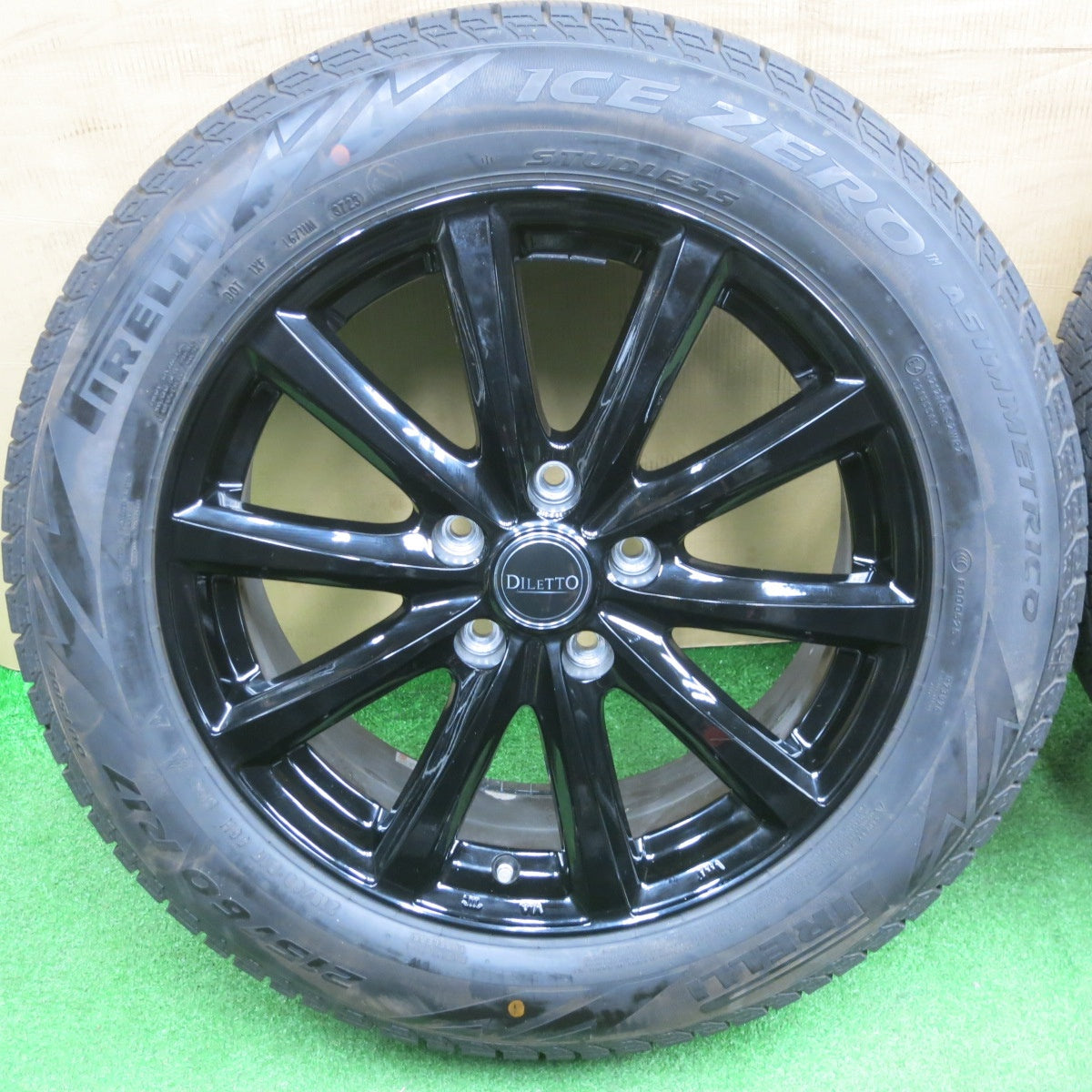 バリ溝！23年！キレイ！9.5分★スタッドレス 215/60R17 ピレリ アイスゼロ アシンメトリコ DILETTO ディレット 17インチ PCD114.3/5H★6020805NKス