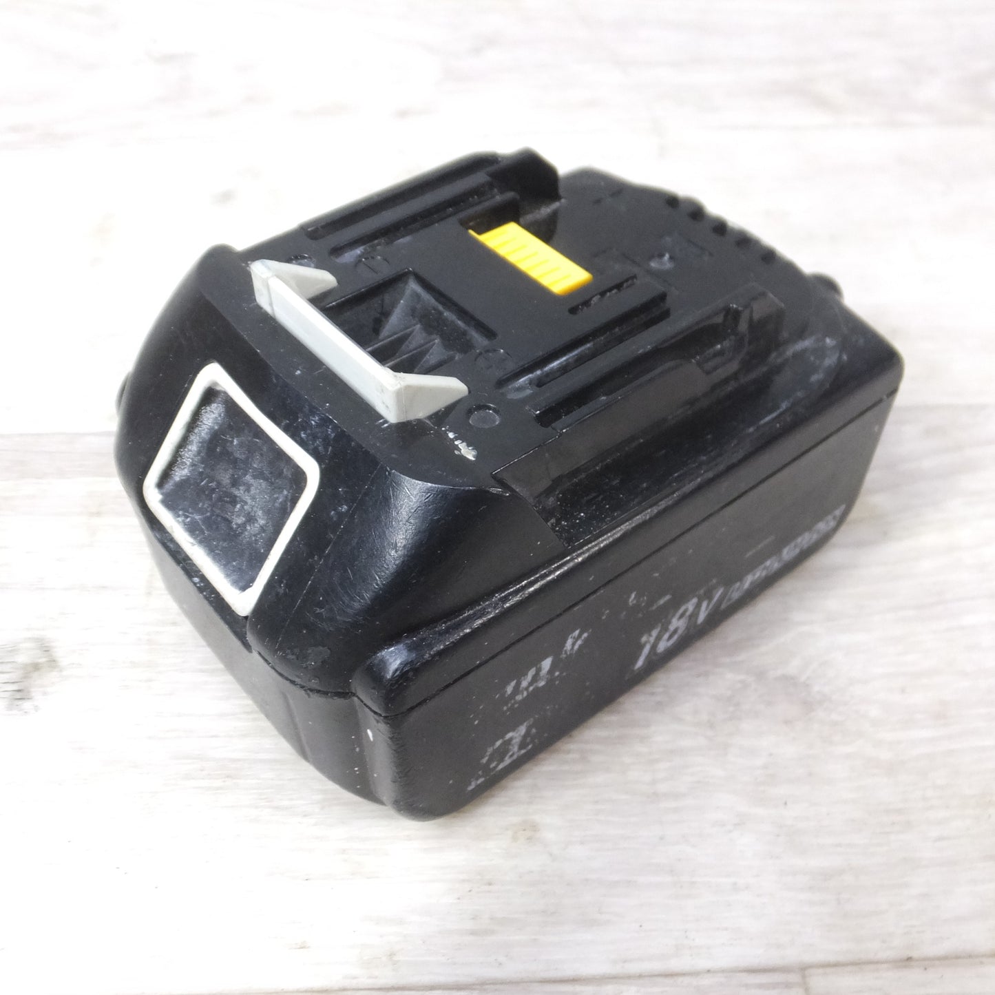 [送料無料] ◆makita マキタ Li-on リチウムイオンバッテリー BL1860B DC18V 6.0Ah 108Wh 電動工具◆