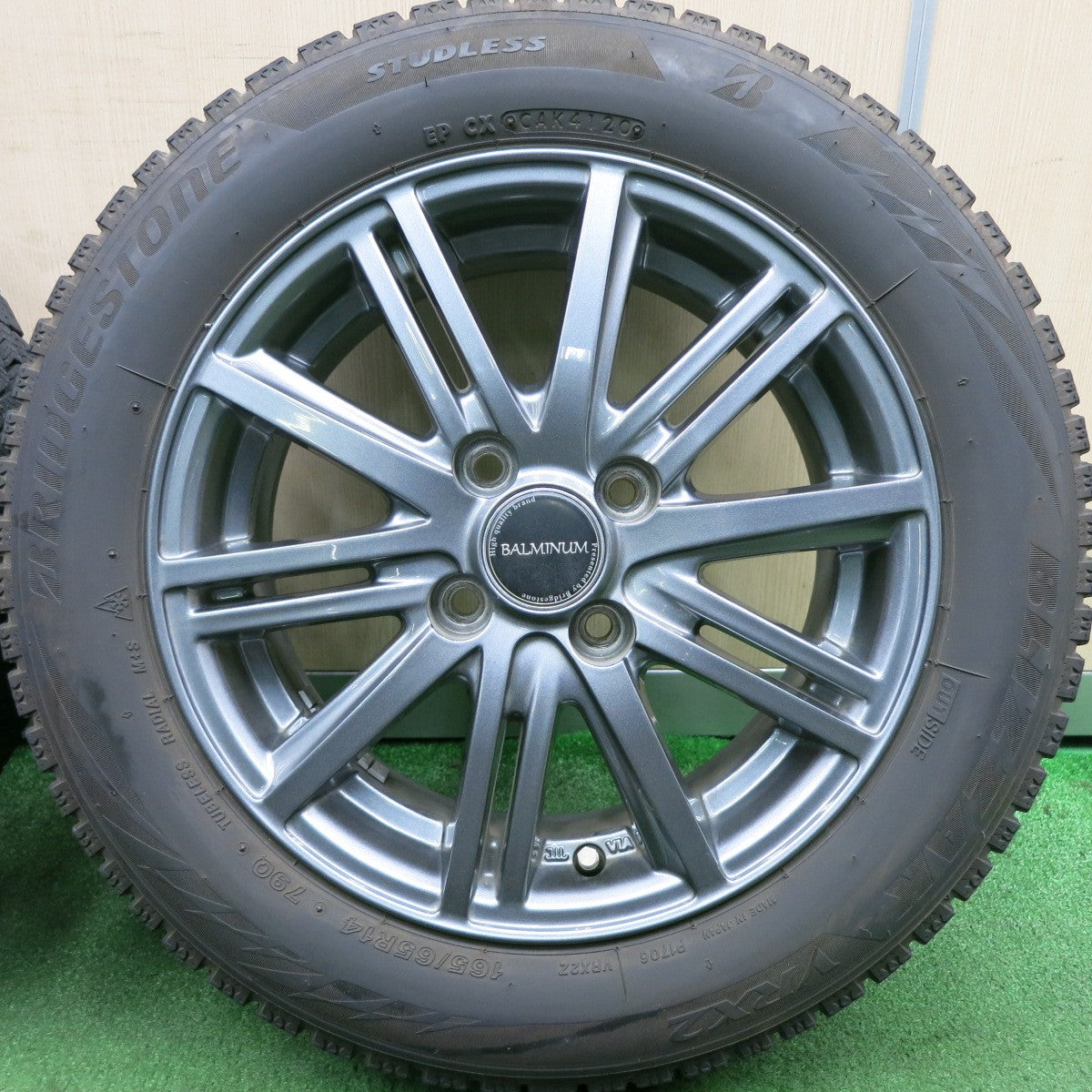 *送料無料* バリ溝！20年！キレイ！8.5分★スタッドレス 165/65R14 ブリヂストン ブリザック VRX2 BALMINUM バルミナ PCD100/4H★4051907HAス