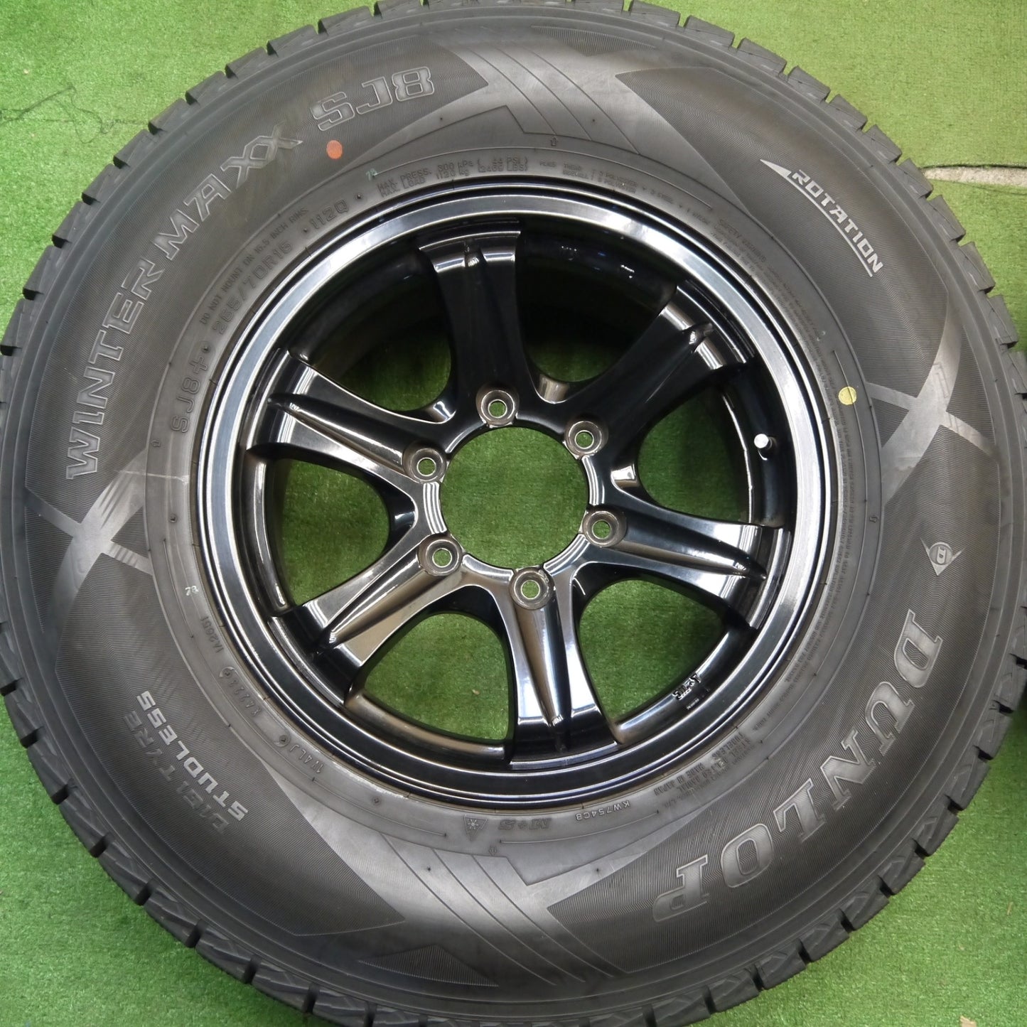 バリ溝！23年！キレイ！9.5分★KEELER 265/70R16 スタッドレス ダンロップ ウインターマックス SJ8 SJ8+ キーラー 16インチ PCD139.7/6H★5041103Hス