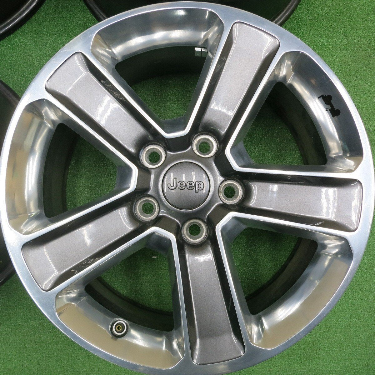 [送料無料] 4本価格★JEEP ジープ JL ラングラー アンリミテッド サハラ 純正 ホイール 18インチ 18×7.5J PCD127/5H★4101101HAホ