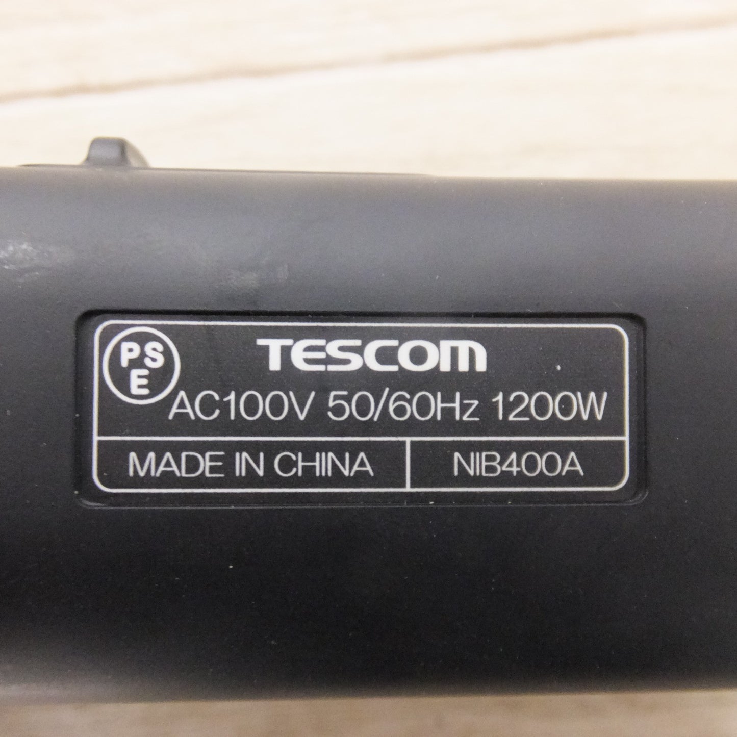 [送料無料] ★テスコム TESCOM プロフェッショナル プロテクトイオン ヘアードライヤー NIB400A　AC100V 50/60Hz 1200W★