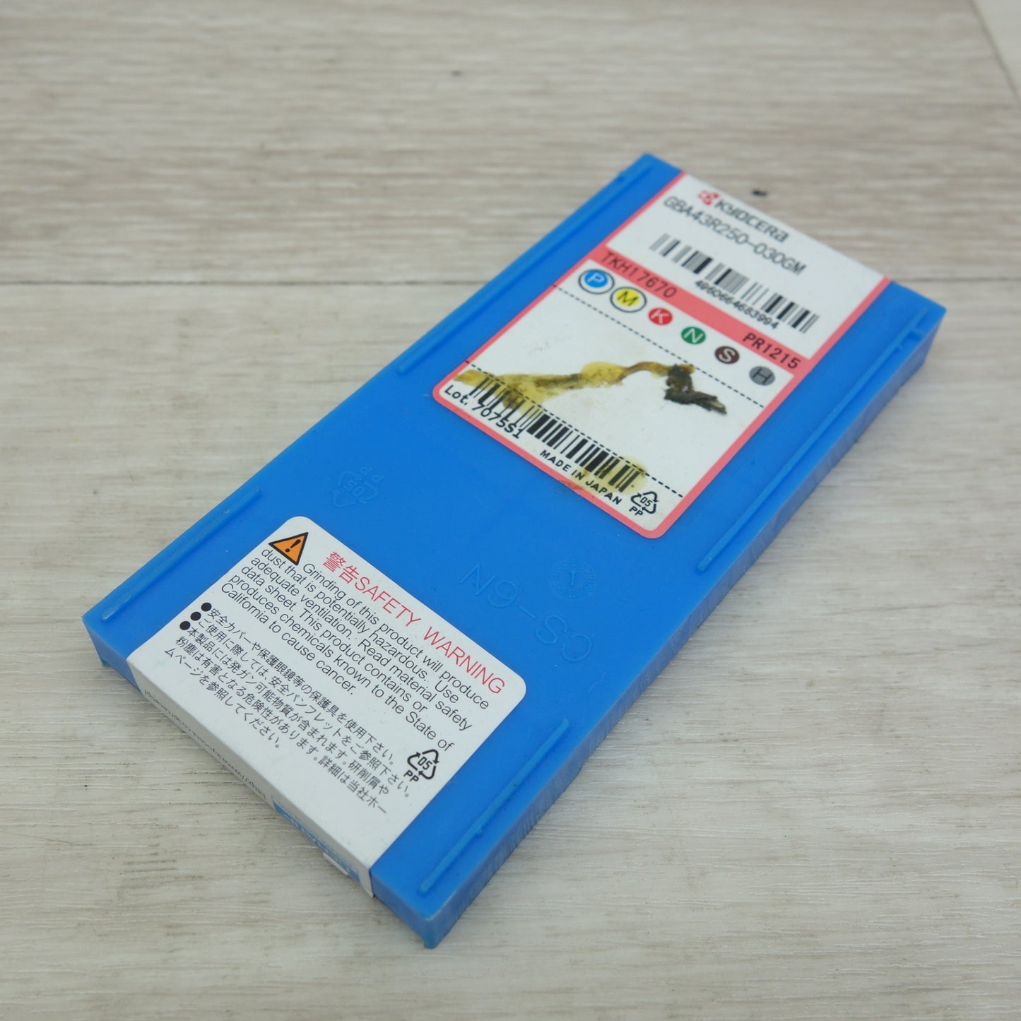 [送料無料] 未使用！2点☆KYOCERA 京セラ チップ GBA43R250-030GM TKH17670 PR1215☆