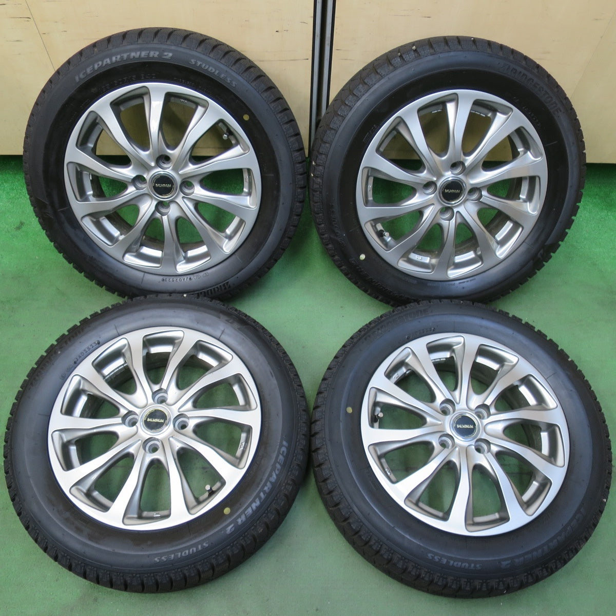 超バリ溝！23年！キレイ！ほぼ10分★スタッドレス 185/60R15 ブリヂストン アイスパートナー2 BALMINUM バルミナ 15インチ PCD100/4H★5103113イス