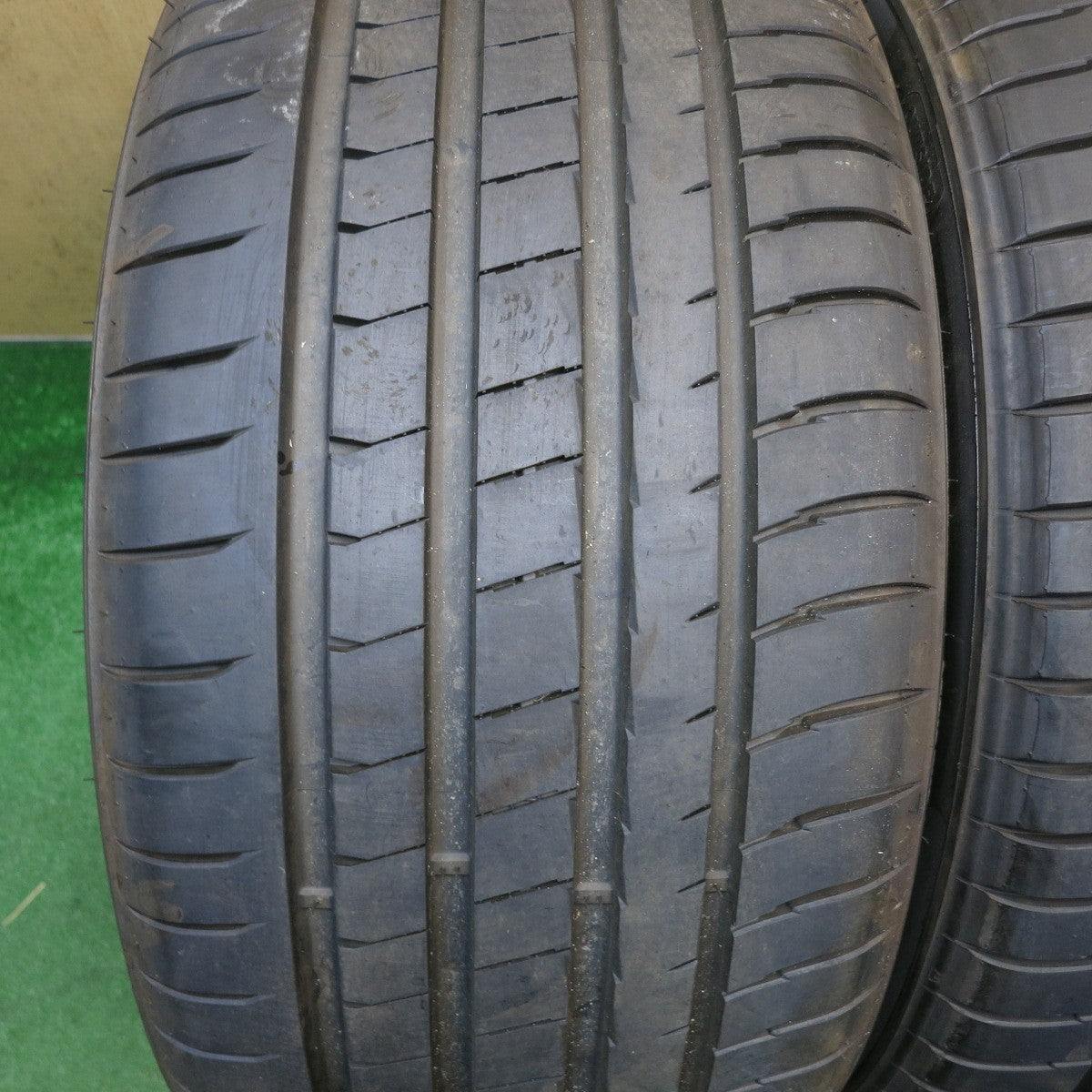 バリ溝！24年！9.5分◎265/35R20 ジーテックス HP5000 max タイヤ 20インチ アウディ A7 等◎6082601KKノタ