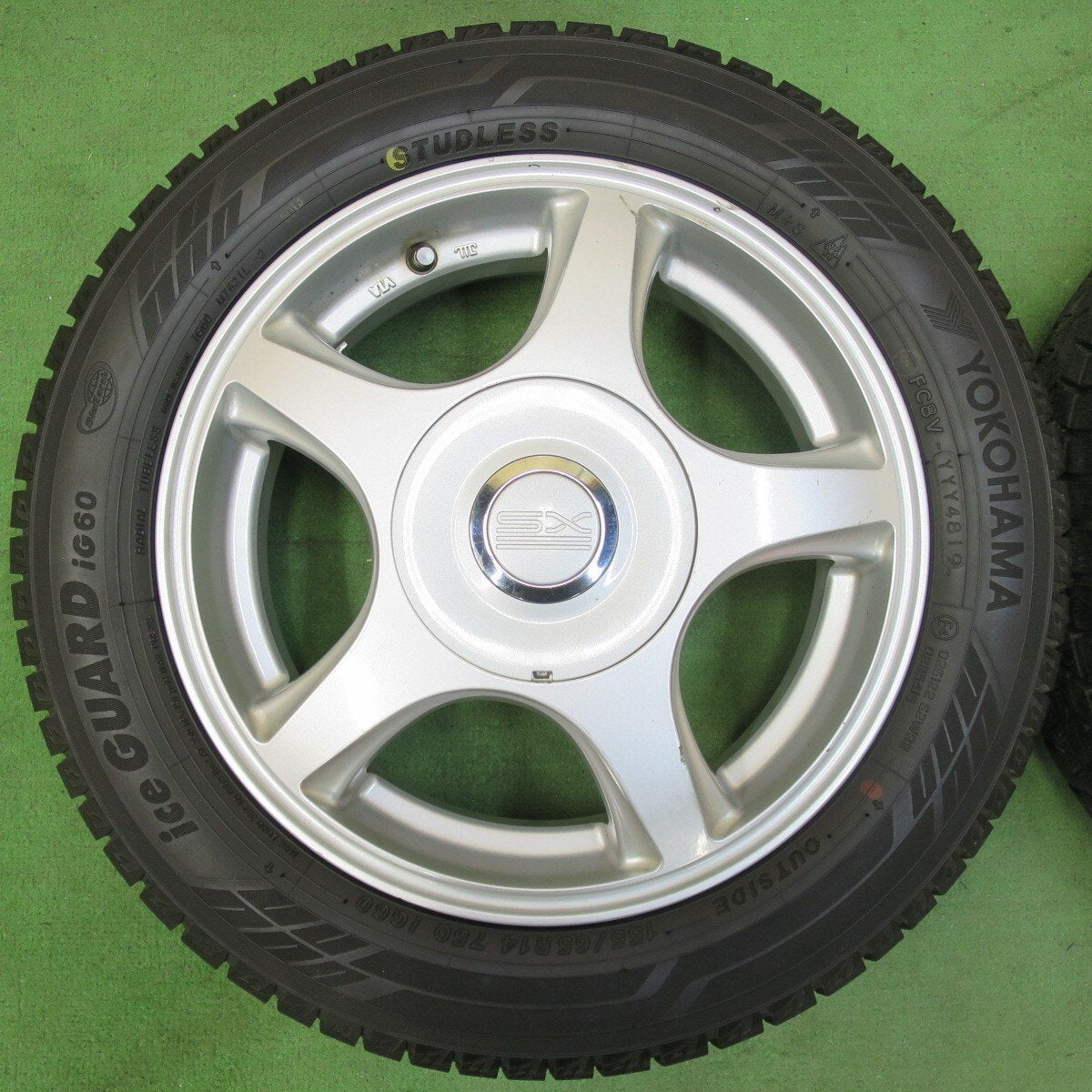 バリ溝！9.5分★スタッドレス 155/65R14 ヨコハマ アイスガード iG60 SX 社外 アルミ 14インチ PCD100 114.3/4H マルチ★5013118イス