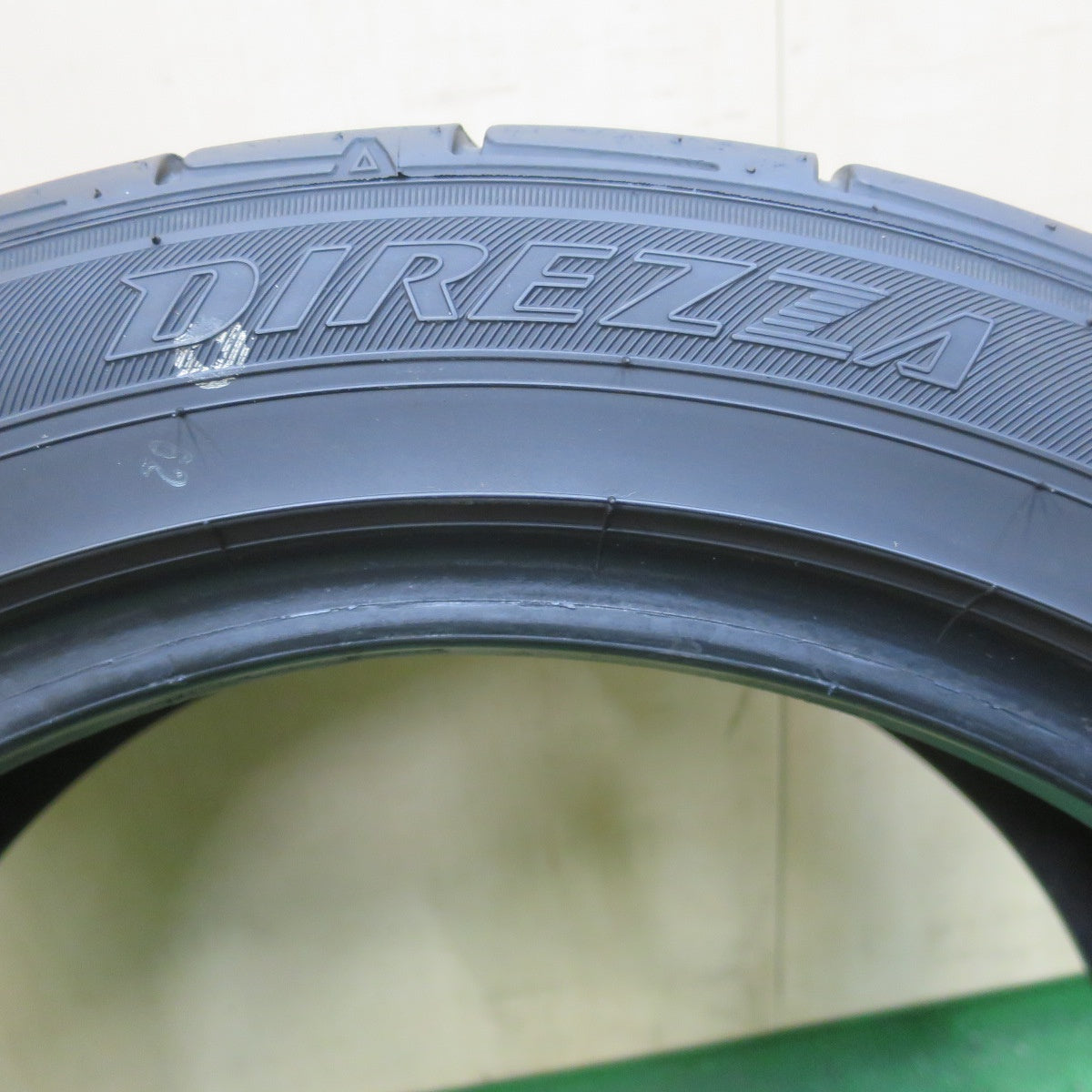 バリ溝！23年！8.5分！1本★195/50R16 ダンロップ DIREZZA DZ102 タイヤ 16インチ ヴィッツ ロードスター スイフト ヤリス 等★6051813イノタ