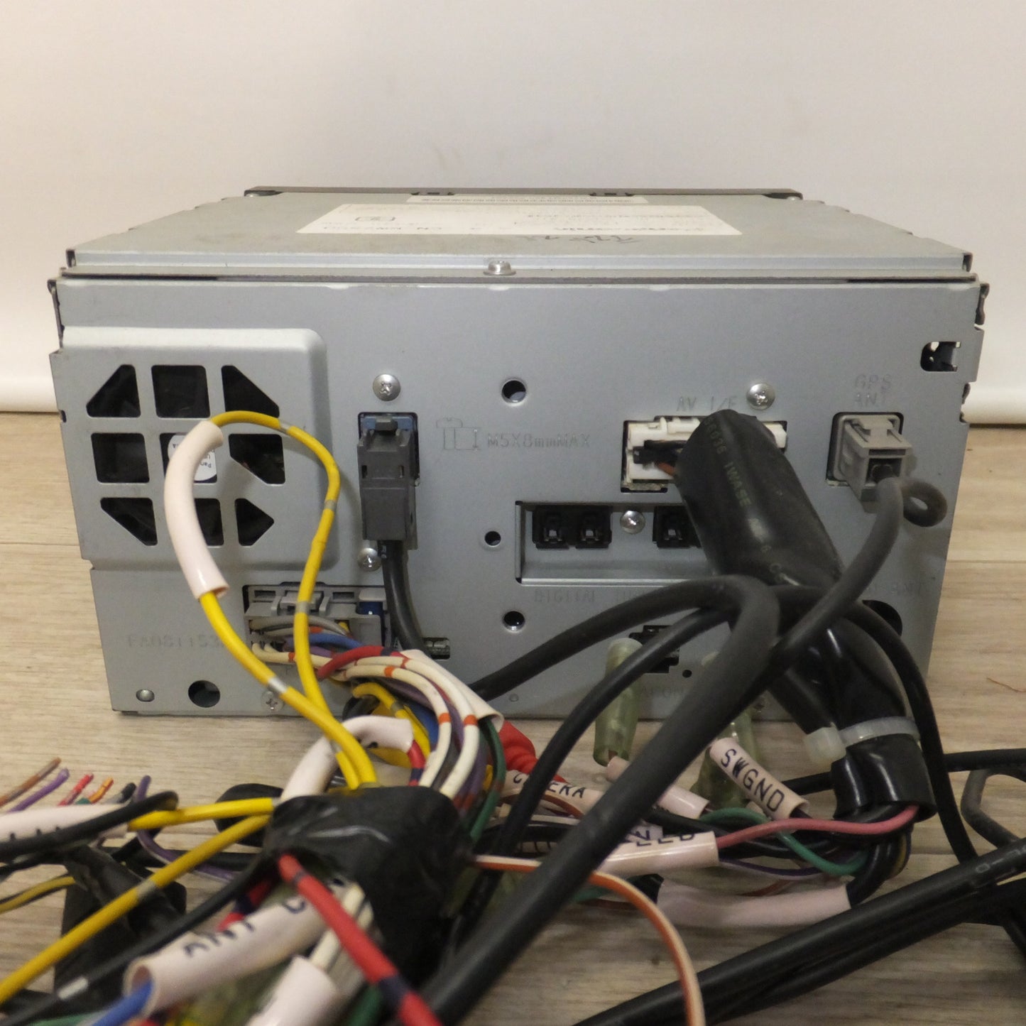 [送料無料] ★パナソニック Panasonic SDカーナビステーション Strada CN-MW250D[22]★