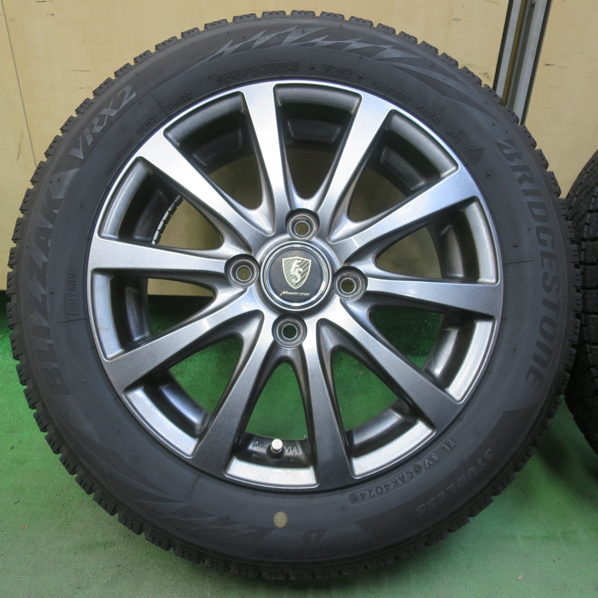 キレイ！24年◎スタッドレス 155/65R14 ブリヂストン ブリザック VRX2 MANARAY SPORT マナレイ スポーツ 14インチ PCD100/4H◎6091912イス