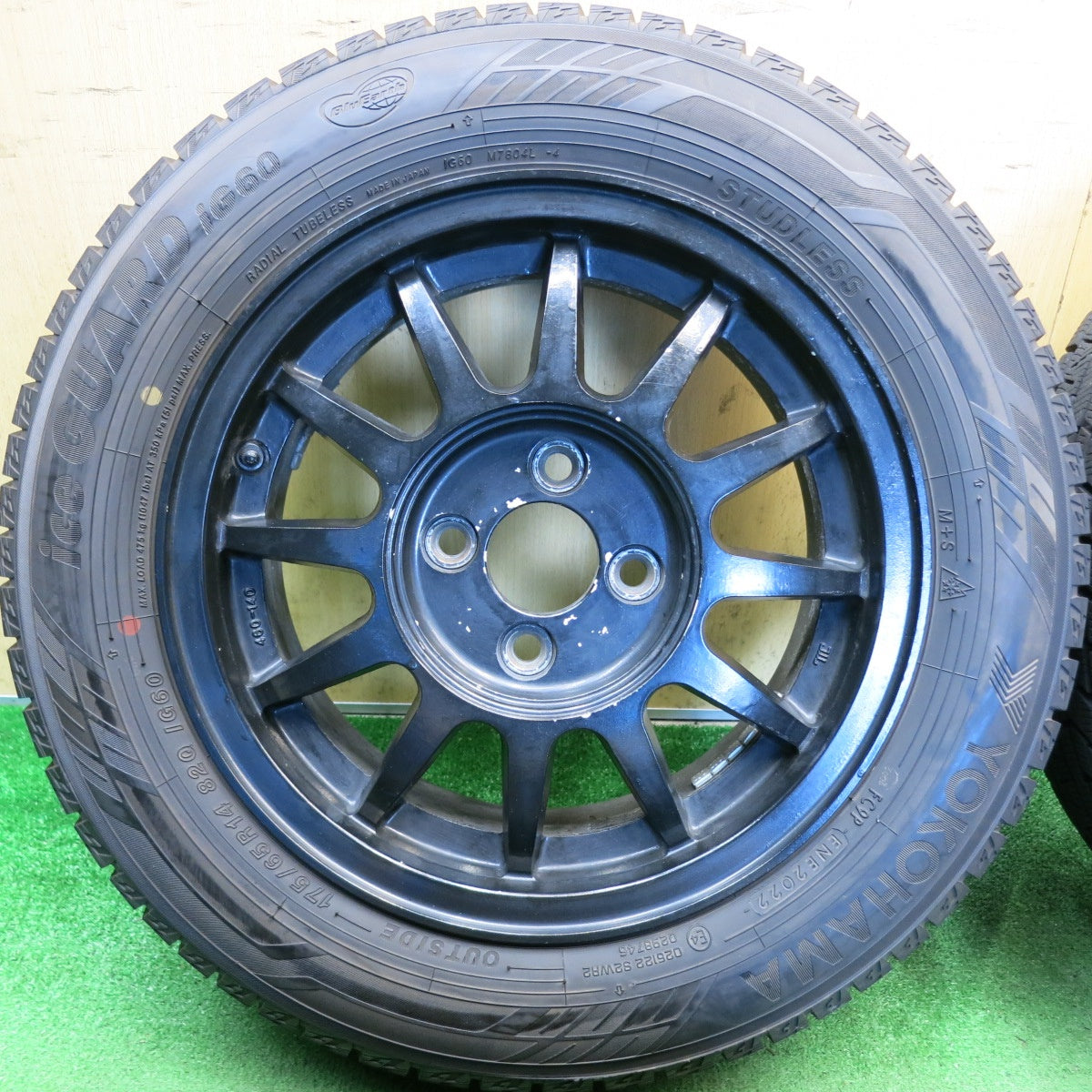 バリ溝！22年！9.5分以上◎スタッドレス 175/65R14 ヨコハマ アイスガード iG60 社外 アルミ 14インチ PCD100/4H◎6080202HAス
