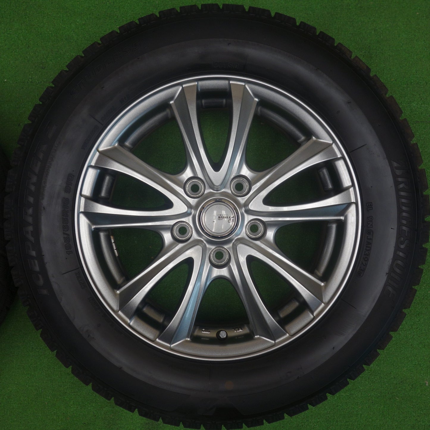 バリ溝！23年！キレイ！9.5分◎スタッドレス 195/65R15 ブリヂストン アイスパートナー2 SIBILLA NEXT C5 シビラ ネクスト 15インチ PCD114.3/5H◎6060102KTス