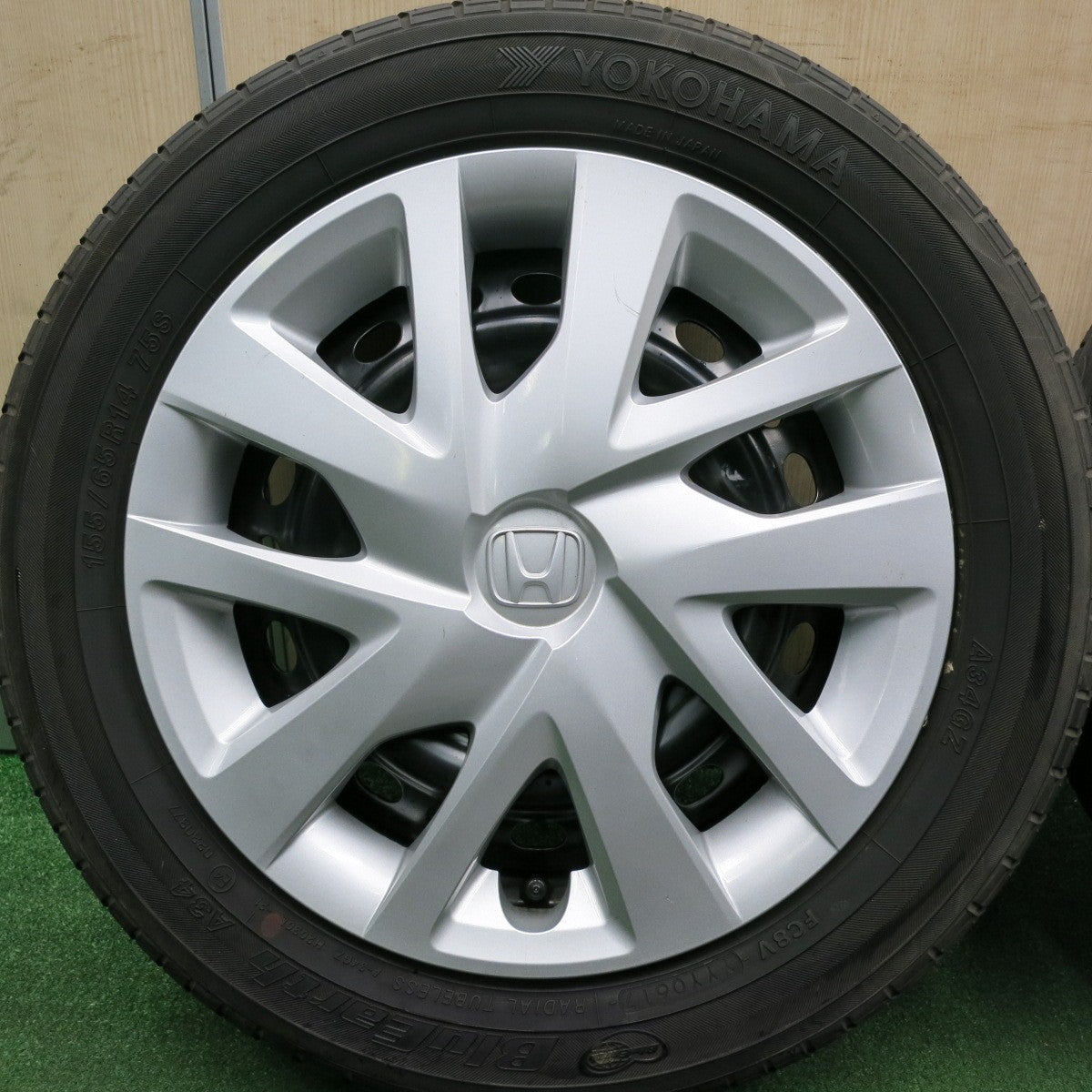 *送料無料* バリ溝！ほぼ10分★ホンダ N-BOX 純正 スチール 155/65R14 ダンロップ EC202 ヨコハマ ブルーアース A34 PCD100/4H★4042905HAノ