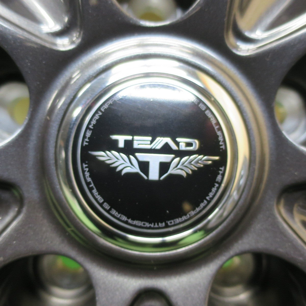 バリ溝！23年！キレイ！ほぼ10分★スタッドレス 215/60R17 ピレリ アイスゼロ アシンメトリコ TEAD テッド 17インチ PCD114.3/5H★5022105イス