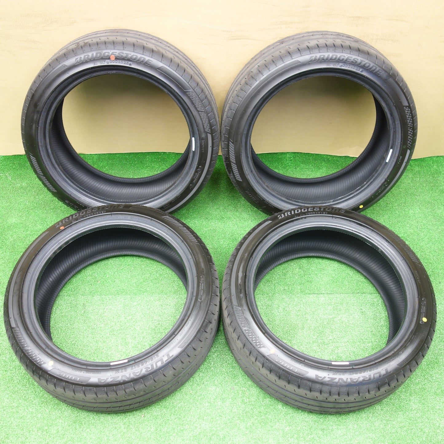 新車外し！25年★215/45R17 ブリヂストン トランザ T002 タイヤ 17インチ プリウス BRZ 86 カローラ スポーツ ツーリング 等★5120104KTノタ