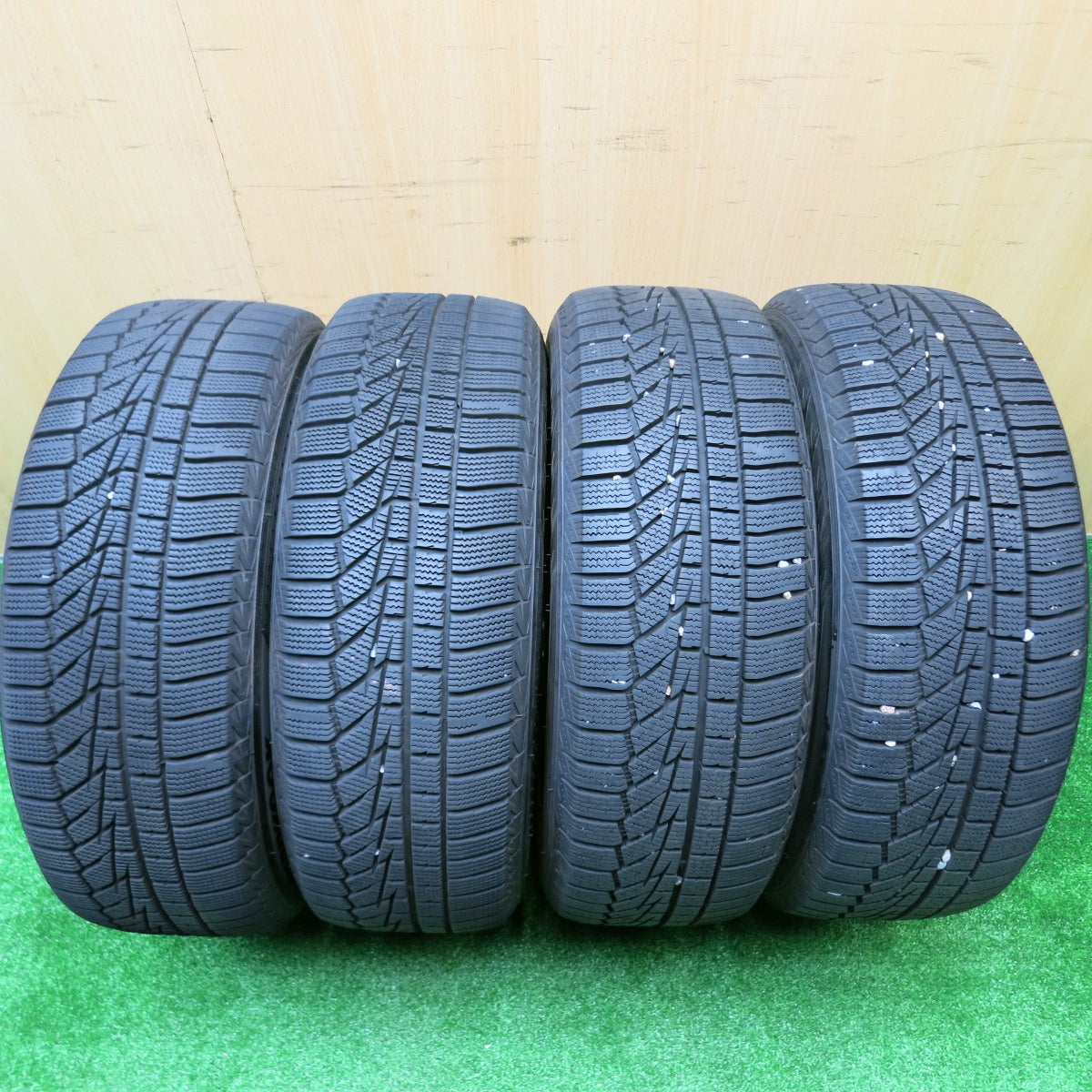 バリ溝！23年！ほぼ10分★スタッドレス 205/55R16 ハンコック ウインター アイセプト IZ2A AZ Sports AZスポーツ 16インチ PCD114.3/5H★5101204HAス