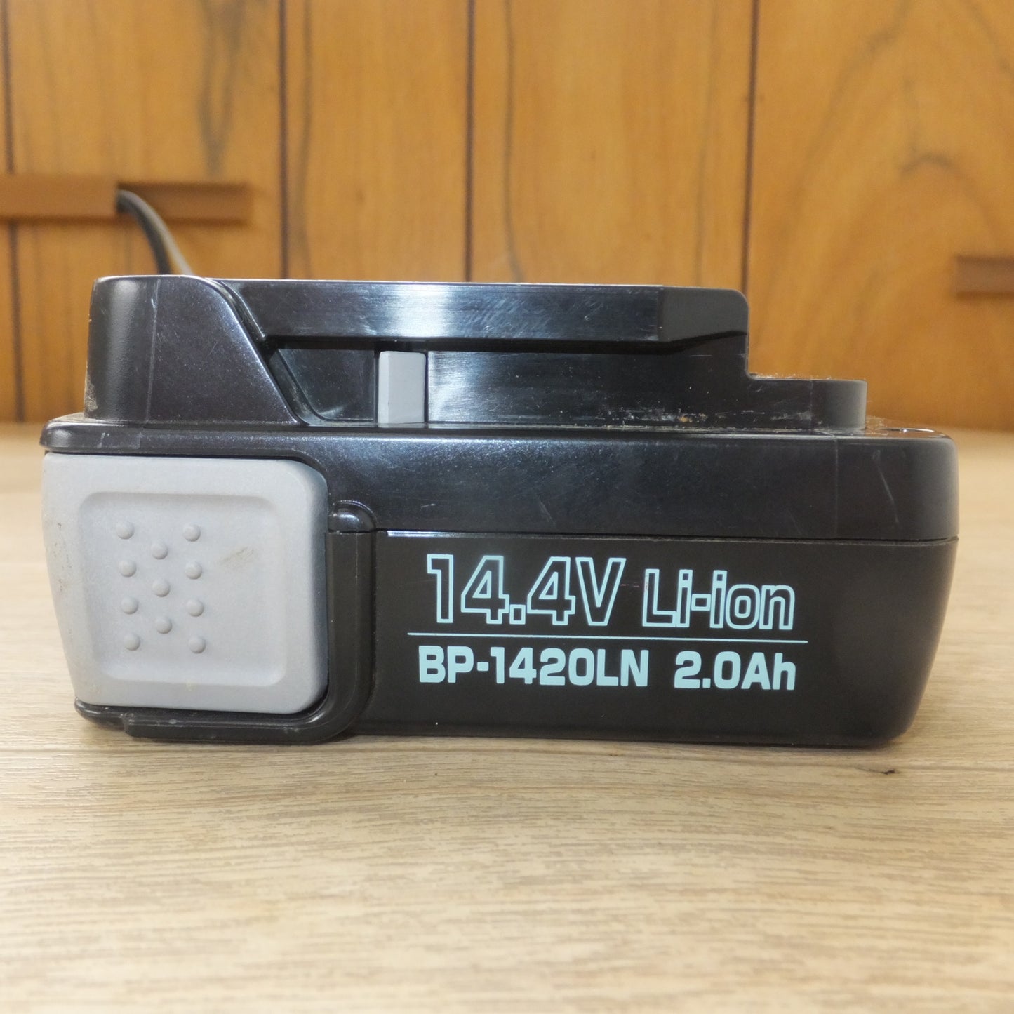 [送料無料] ★マクセルイズミ IZUMI バッテリパック BP-1420LN リチウムイオン電池 14.4V 2.0Ah 28.8Wh Li-ion 22(2)★