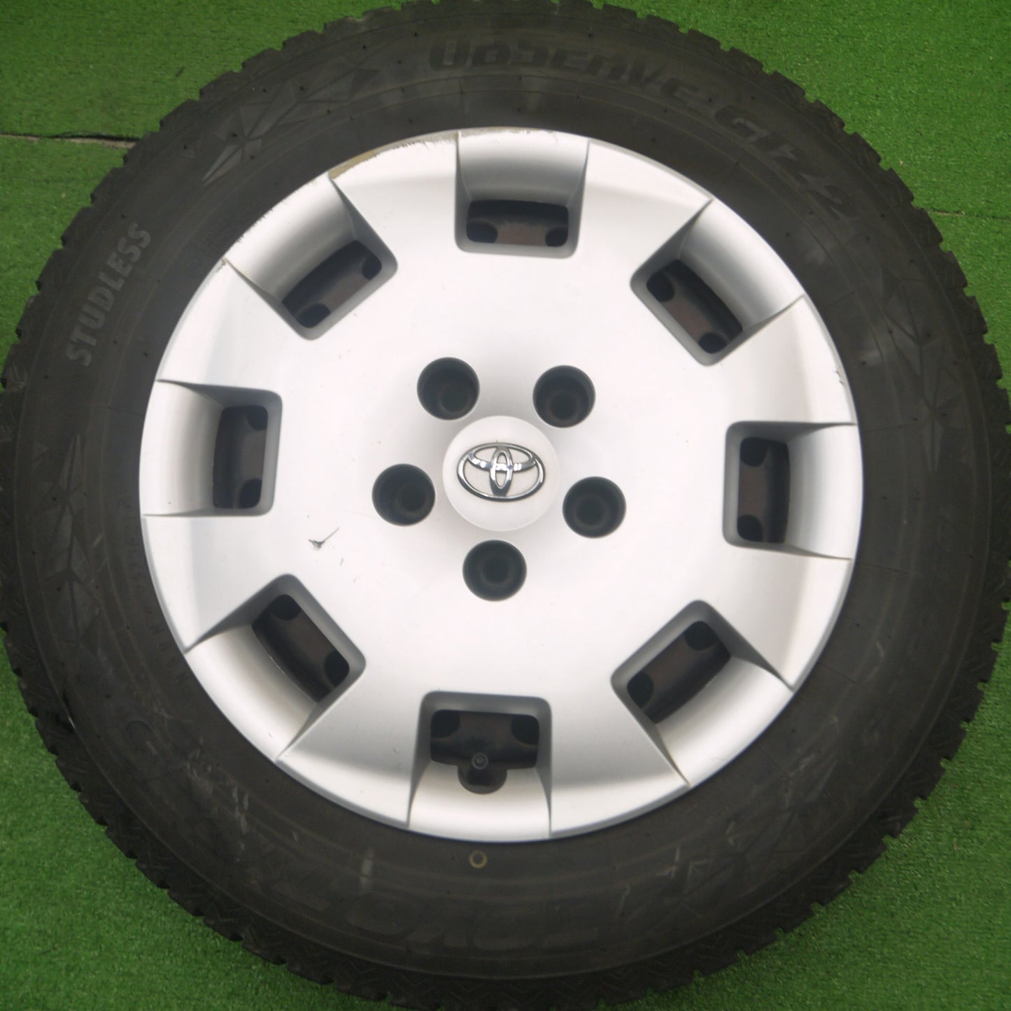 [送料無料] バリ溝！21年！9分★トヨタ ノア ヴォクシー アイシス 等 純正 スチール 195/65R15 スタッドレス トーヨー オブザーブ GIZ2 PCD114.3/5H★4102306Hス