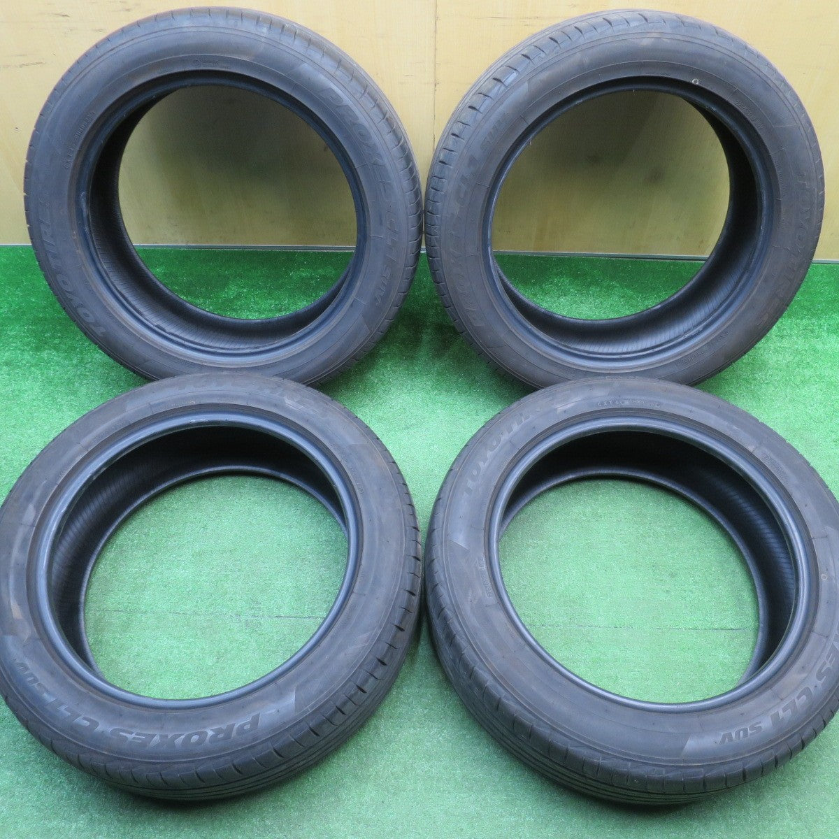 バリ溝！23年！9.5分★225/55R19 トーヨー プロクセス CL1 SUV タイヤ 19インチ ハリアー RAV4 CX-5 CX-8 等★5110802NJノタ