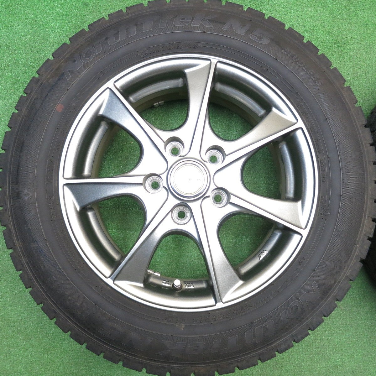 キレイ！22年★スタッドレス 195/65R15 オートバックス ノーストレック N5 LEBEN レーベン 15インチ PCD114.3/5H★5120611HAス