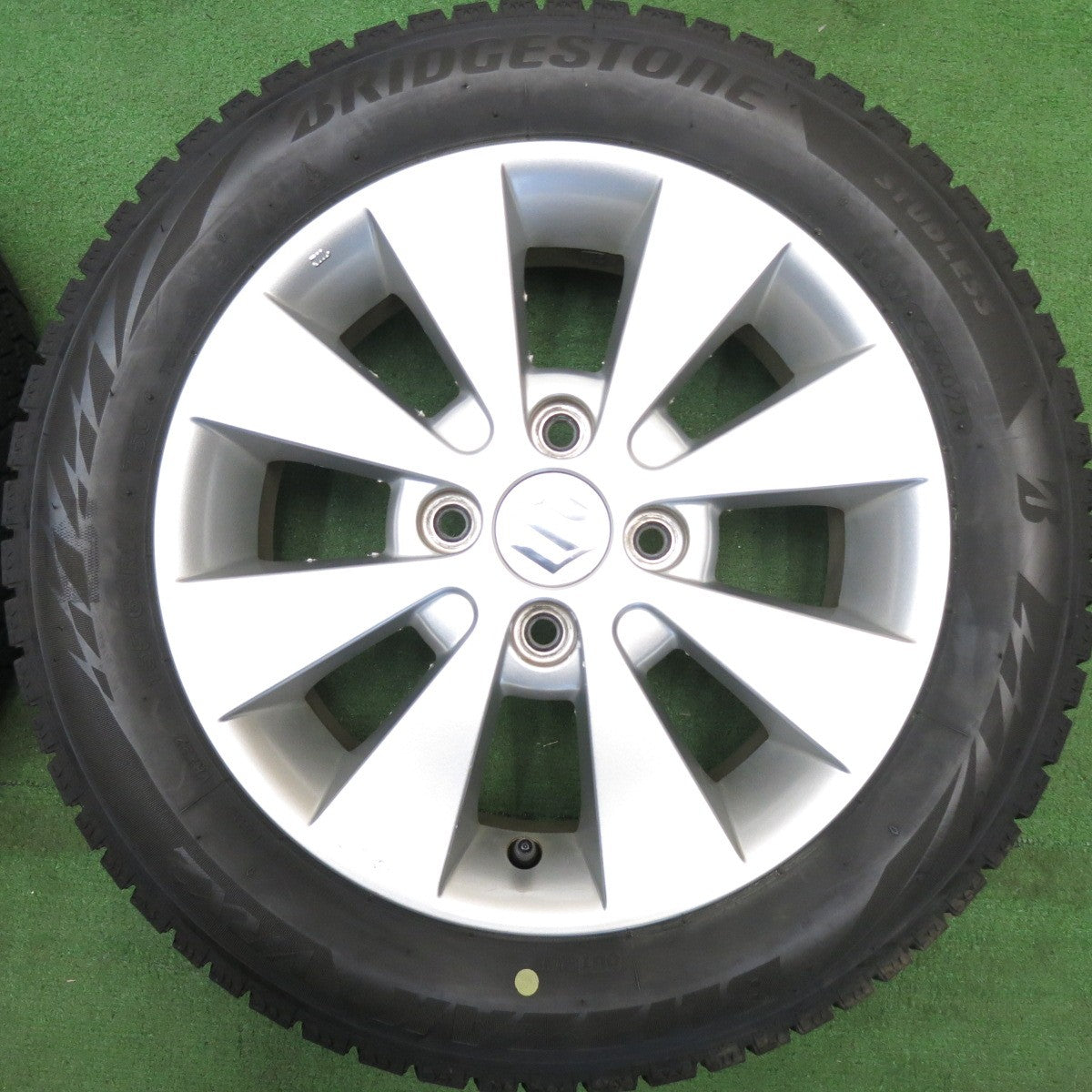 バリ溝！22年！8.5分★スズキ ワゴンR スティングレー 純正 155/65R14 スタッドレス ブリヂストン ブリザック VRX2 14インチ PCD100/4H★6050301HAス