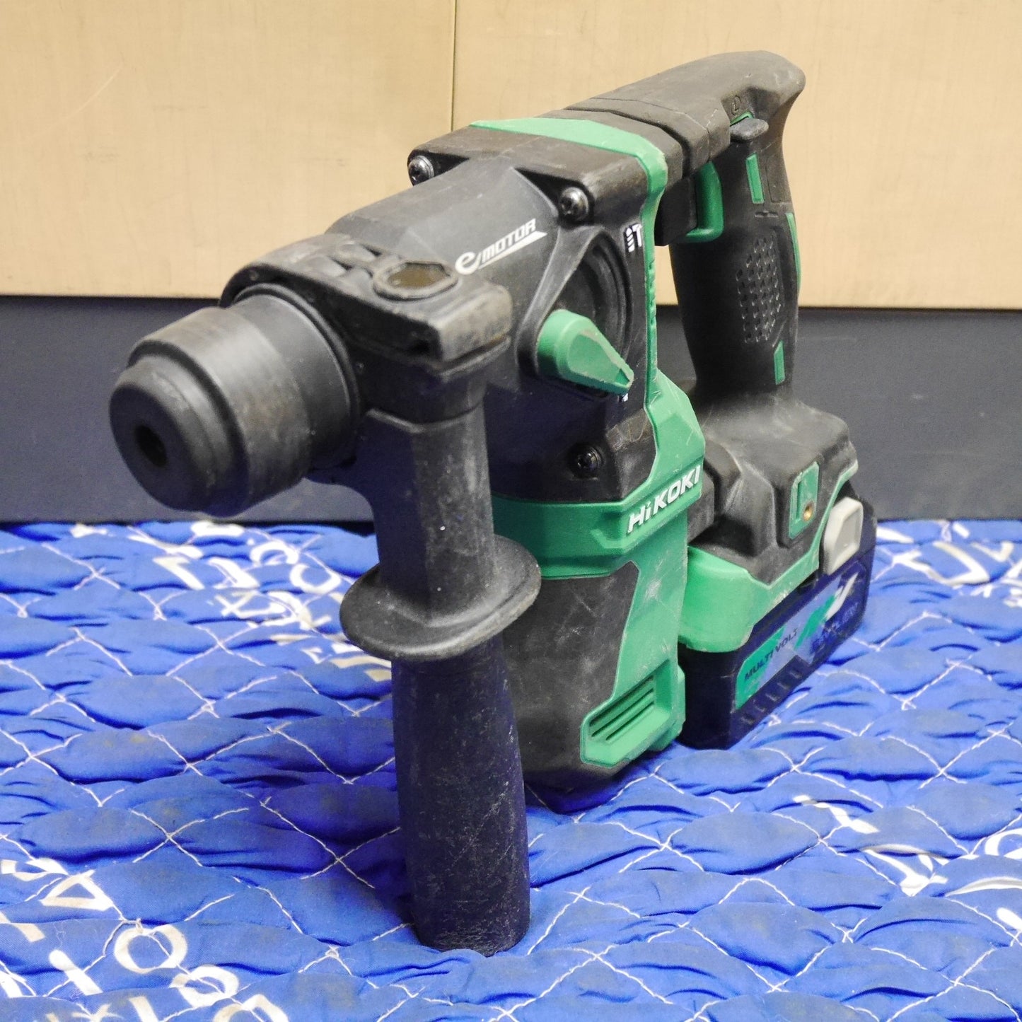 [送料無料] ☆HiKOKI ハイコーキ 18mm コードレス ロータリ ハンマドリル DH18DPA 電動 工具 ハンマードリル コンクリート 鉄工☆