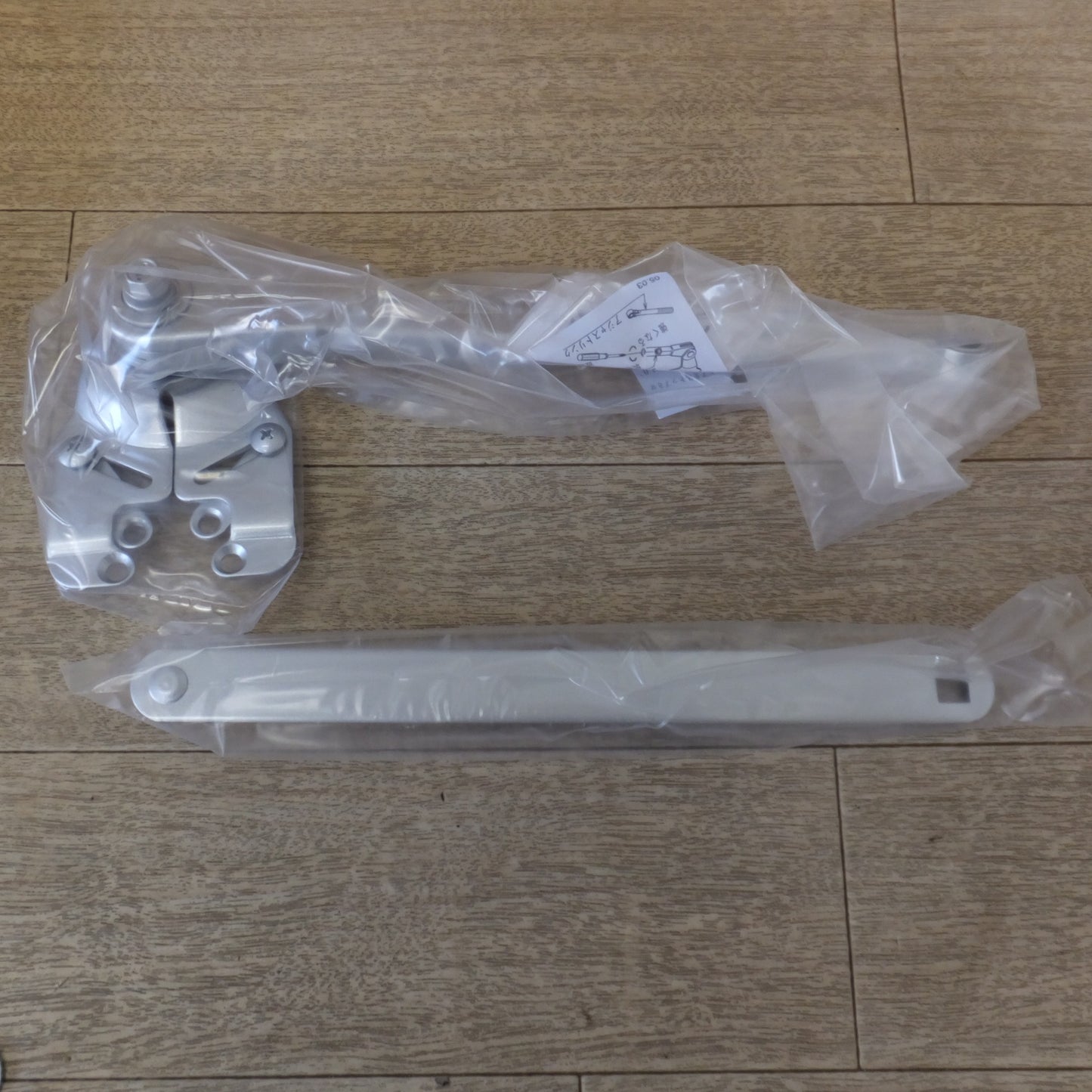 ●複数在庫有●[送料無料] 未使用★リョービ RYOBI 取替用ドアクローザ doorman S-203P シルバー★