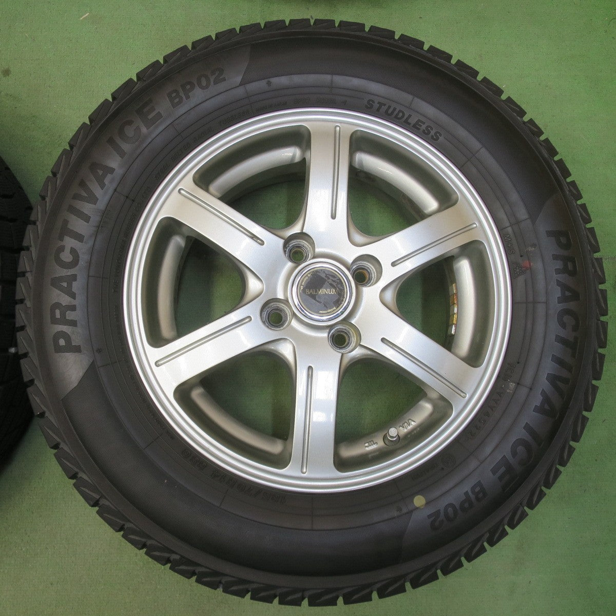 バリ溝！22年！8.5分★スタッドレス 185/70R14 プラクティバ アイス BP02 ヨコハマ BALMINUM GR6 バルミナ 14インチ PCD100/4H★6043019イス