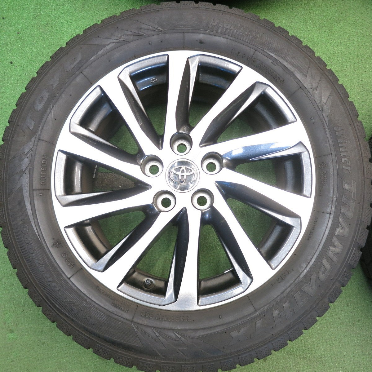 バリ溝！23年！9分◎トヨタ 30系 アルファード ヴェルファイア 純正 225/60R17 スタッドレス トーヨー ウインター トランパス TX 17インチ PCD114.3/5H◎6082307HAス