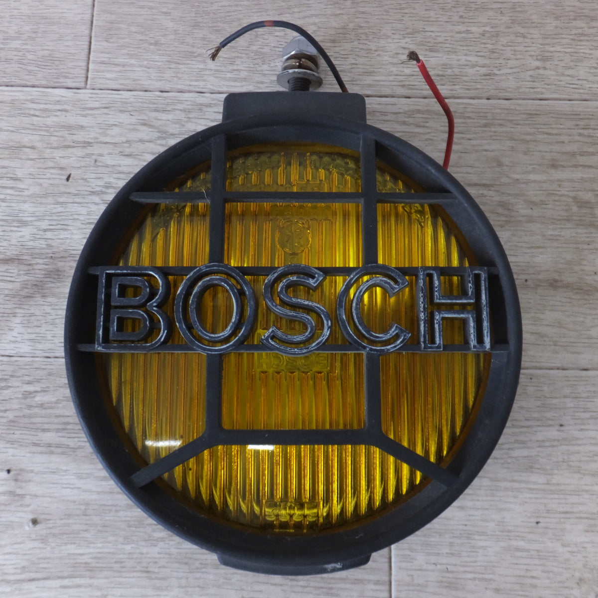 現状品★ボッシュ BOSCH ハロゲン フォグランプ E4 02994 丸形 イエローレンズ 2個 セット ガード付★