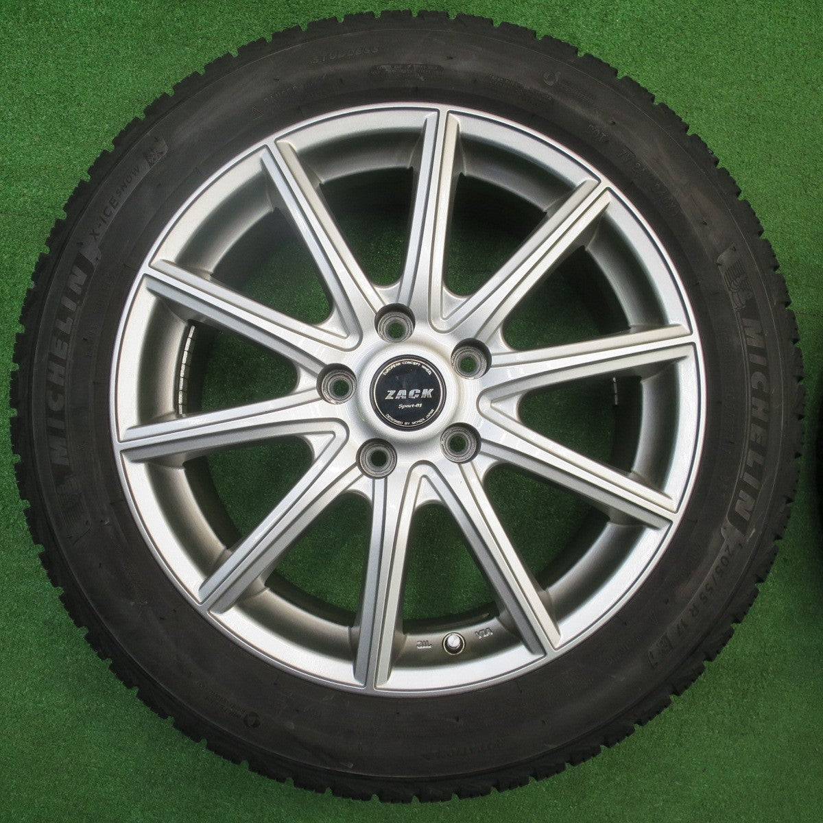バリ溝！キレイ！9分★スタッドレス 205/55R17 ミシュラン X-ICE SNOW ZACK Sport-01 MONZA ザック 17インチ PCD114.3/5H★5111304NJス
