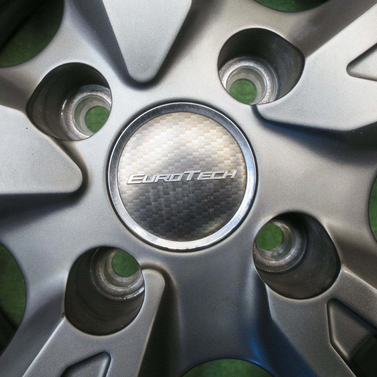 バリ溝！23年！キレイ！9.5分以上★プジョー 208 EUROTECH GAYA SOLI 195/55R16 スタッドレス ダンロップ ウインターマックス WM02 ユーロテック ガヤ ソリ 16インチ PCD108/4H★6020504NJス