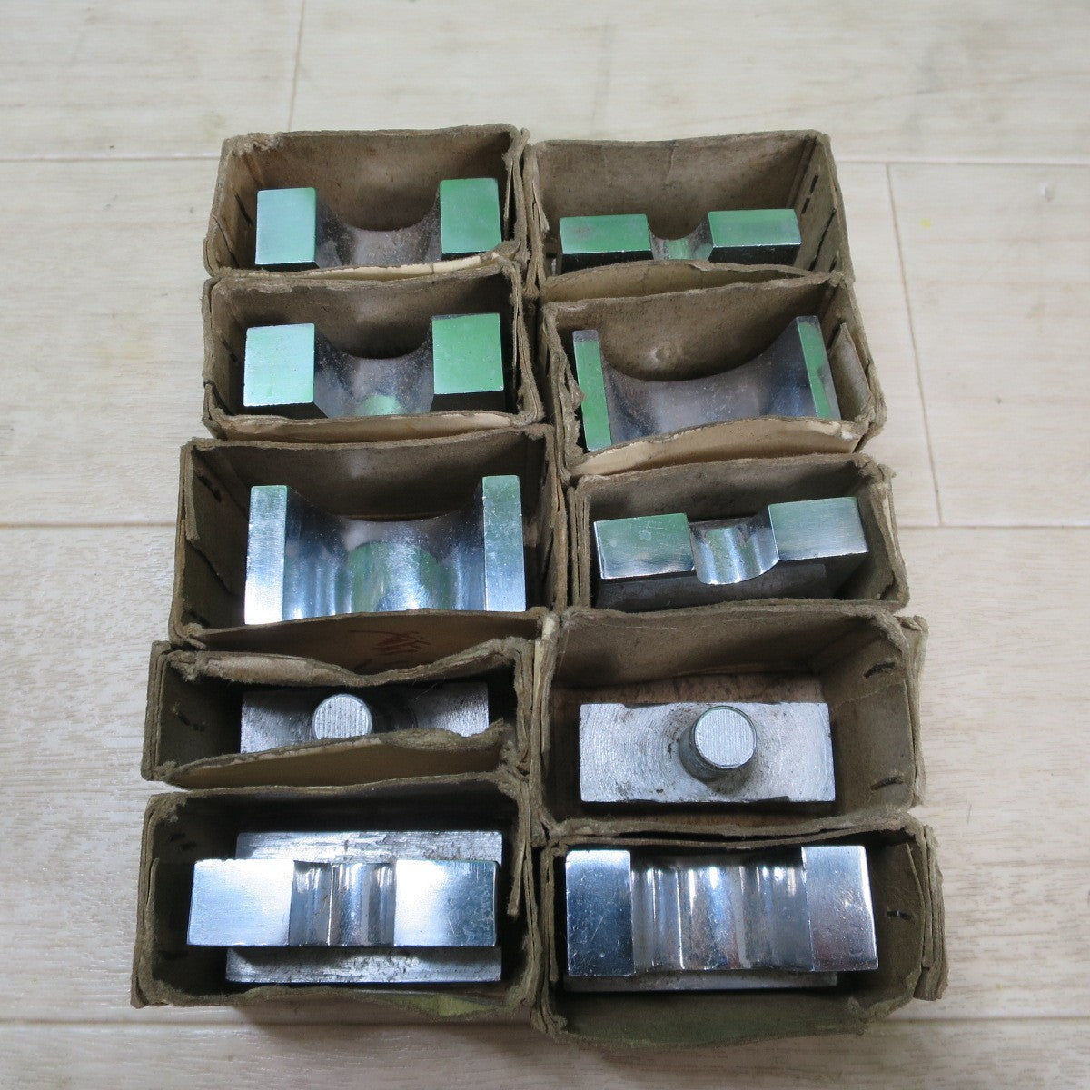 ☆泉精器 イズミ 油圧式 分離式 圧着 工具 型式 不明 ヘッド 8-14 22 38 60-70 80 100 150-180 200 325 等 道具 IZUMI 現状品☆