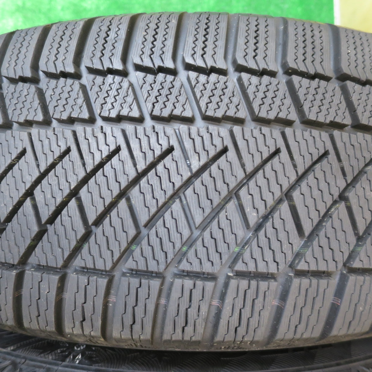 ほぼ未使用！23年！キレイ★トヨタ 90系 ノア ヴォクシー 純正 205/60R16 スタッドレス バイキング WINTECH WT6 16インチ PCD114.3/5H★5100803NJス