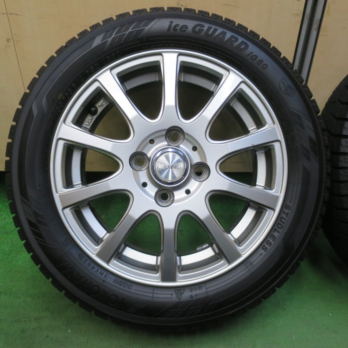 タイヤほぼ未使用！22年★スタッドレス 155/65R14 ヨコハマ アイスガード iG60 LAYCEA レイシア 14インチ PCD100/4H★5080601イス