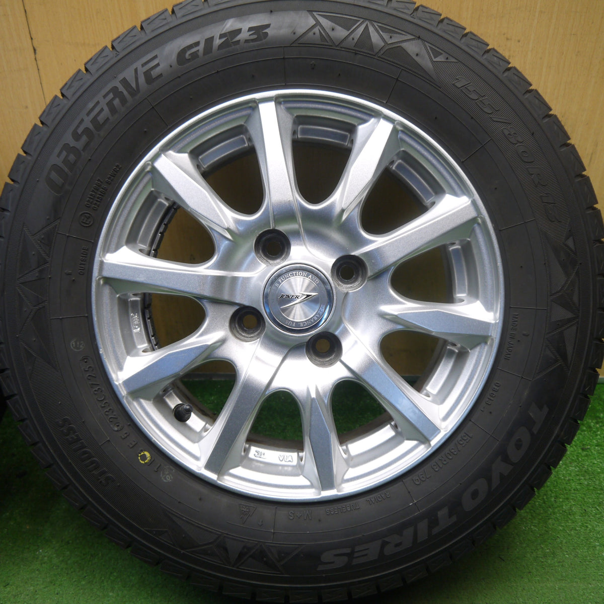 バリ溝！25年！9.5分以上◎スタッドレス 155/80R13 トーヨー オブザーブ GIZ3 JOKER ジョーカー 13インチ PCD100/4H◎6092901Hス