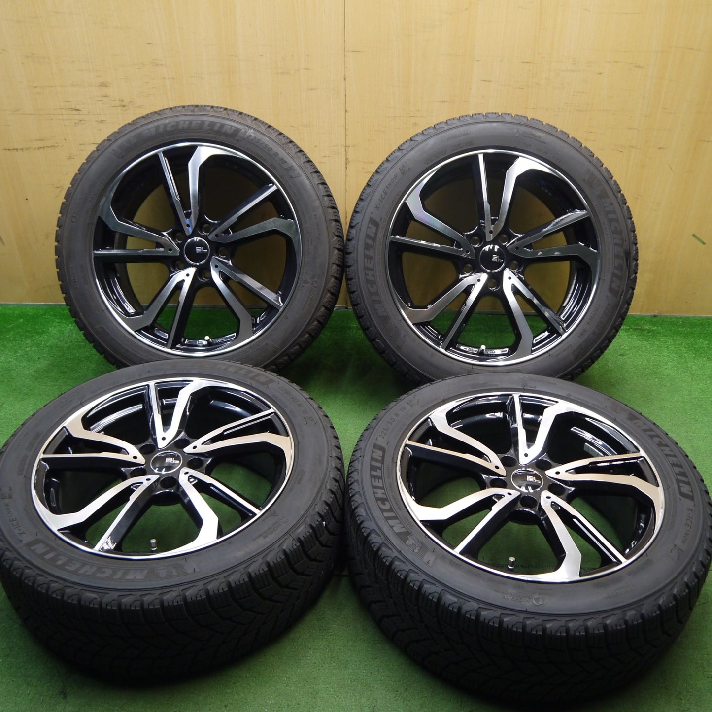 バリ溝！22年！9.5分★スタッドレス 225/50R18 ミシュラン X-ICE SNOW BRANDLE-LINE ブランドルライン 18インチ PCD114.3/5H★5061009Hス