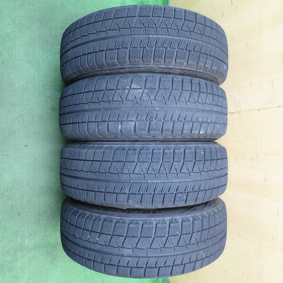 バリ溝！8.5分★スタッドレス 195/65R15 ブリヂストン ブリザック REVO GZ STERN S52 APIS 15インチ シュテルン PCD114.3/5H★5062103NJス