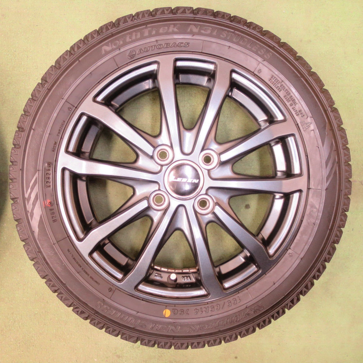 バリ溝！21年！キレイ！9.5分以上★スタッドレス 155/65R14 オートバックス ノーストレック N3i LEBEN レーベン 14インチ PCD100/4H★5111207TTス