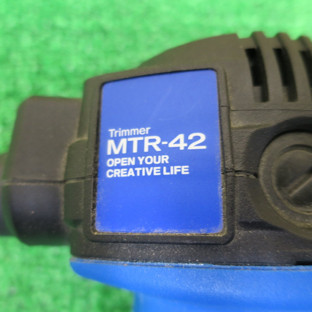 [送料無料] ◆京セラ トリマー MTR-42 電動 工具 軸径 6mm コード式 リョービ KYOCERA◆