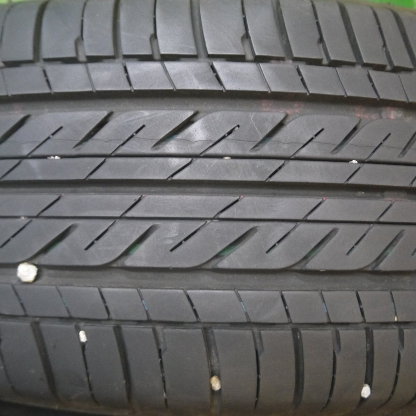 [送料無料] バリ溝！9分★195/65R15 ブリヂストン エコピア EP150 タイヤ 15インチ ノア ヴォクシー プリウス セレナ 等★5020707Hノタ