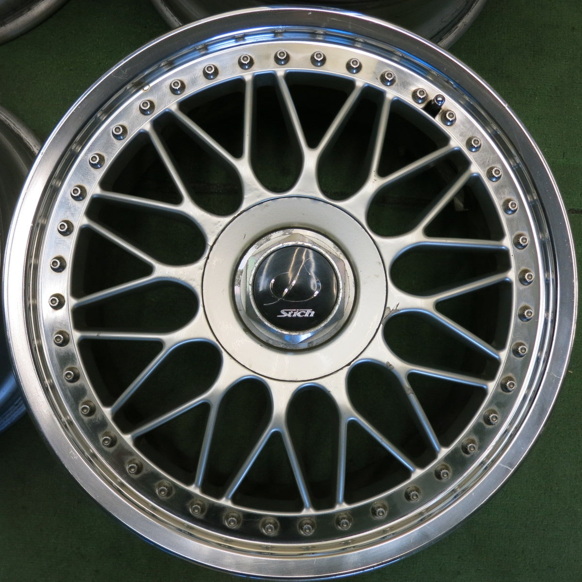 希少 4本価格◎Stich MR シュティッヒ メッシュ ホイール 17インチ 17×7J 17×8J PCD114.3/4H 5H マルチ◎6070901HAホ