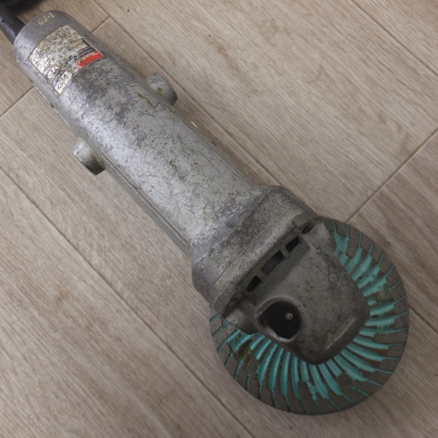 [送料無料] ★マキタ makita 125mm ディスクグラインダ 9532　100V 720W 50-60Hz★