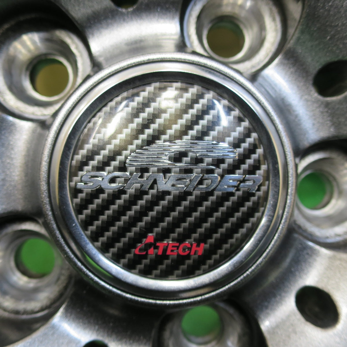 *送料無料* バリ溝！20年！キレイ！ほぼ10分★プリウス等 195/65R15 スタッドレス ヨコハマ アイスガード iG50 プラス SCHNEIDER シュナイダー PCD100/5H★4071801イス